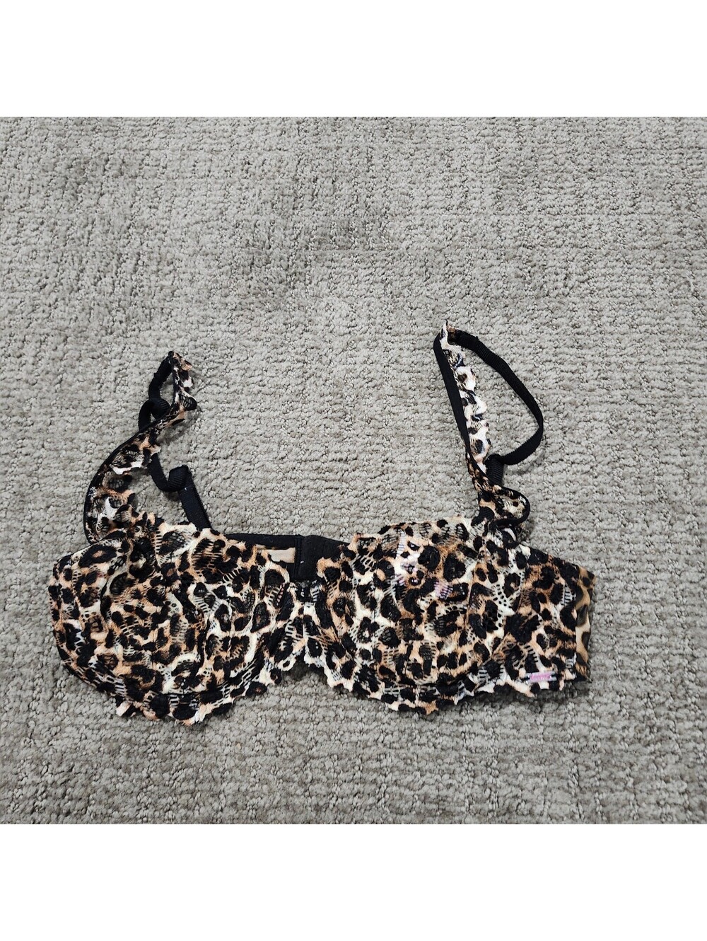 Victoria's Secret Leopard Print Underwire Bra 34b